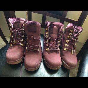 Girls boots good conditions